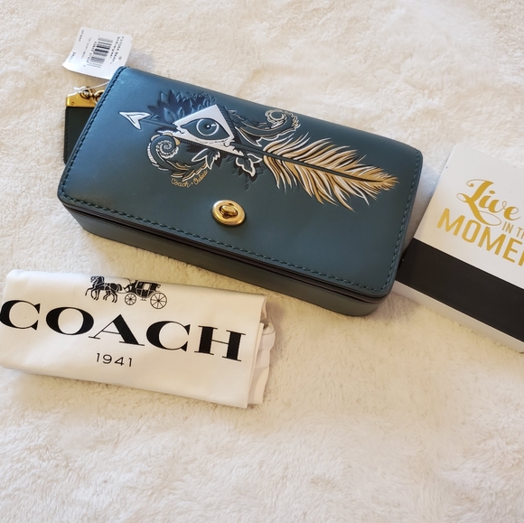Coach Handbags - Dinky w Tattoo 💯 COACH